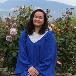 Meet your Posher, Elaine